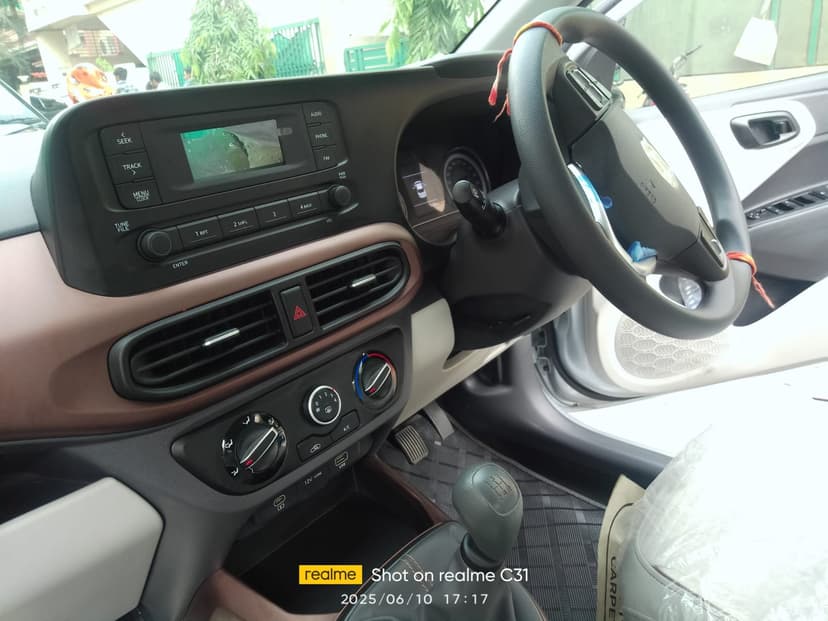 Hyundai aura model 2025 6