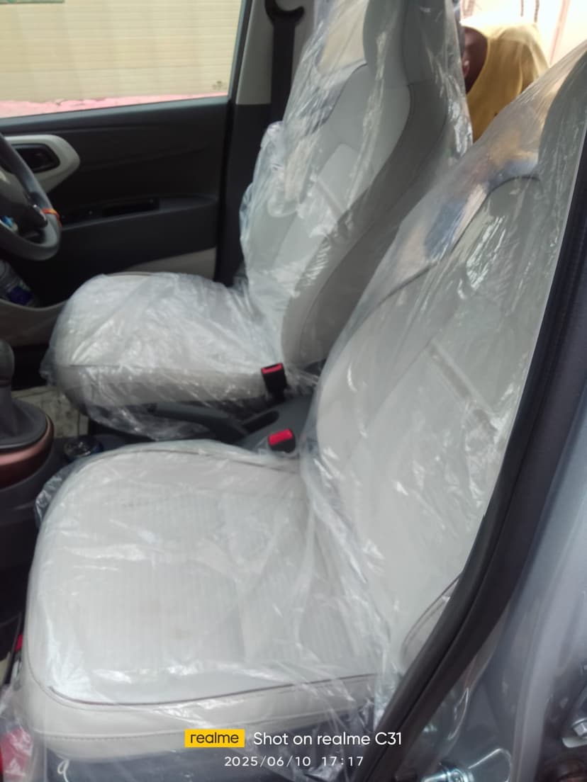 Hyundai aura model 2025 5