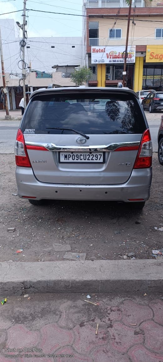 Innova-7plus1 2