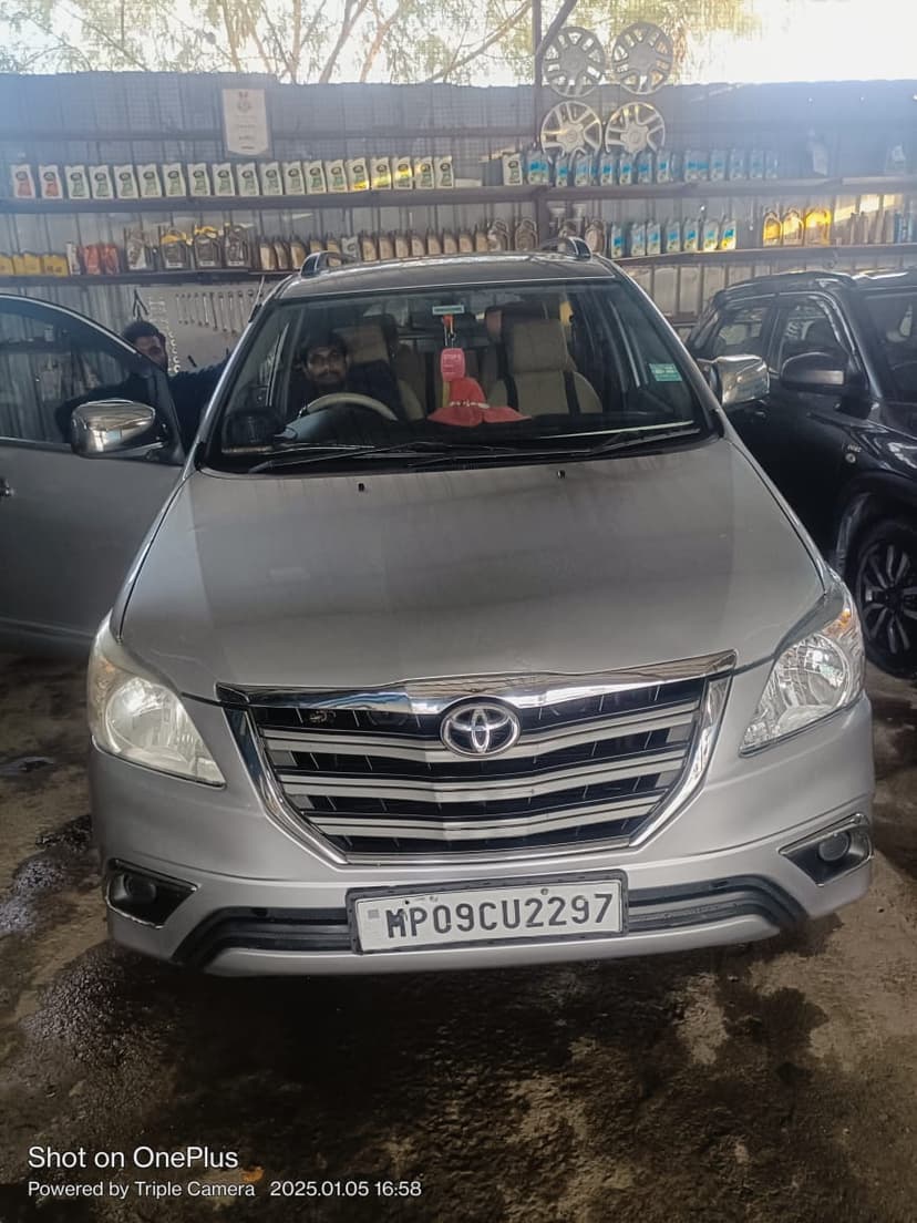 Innova-7plus1 3